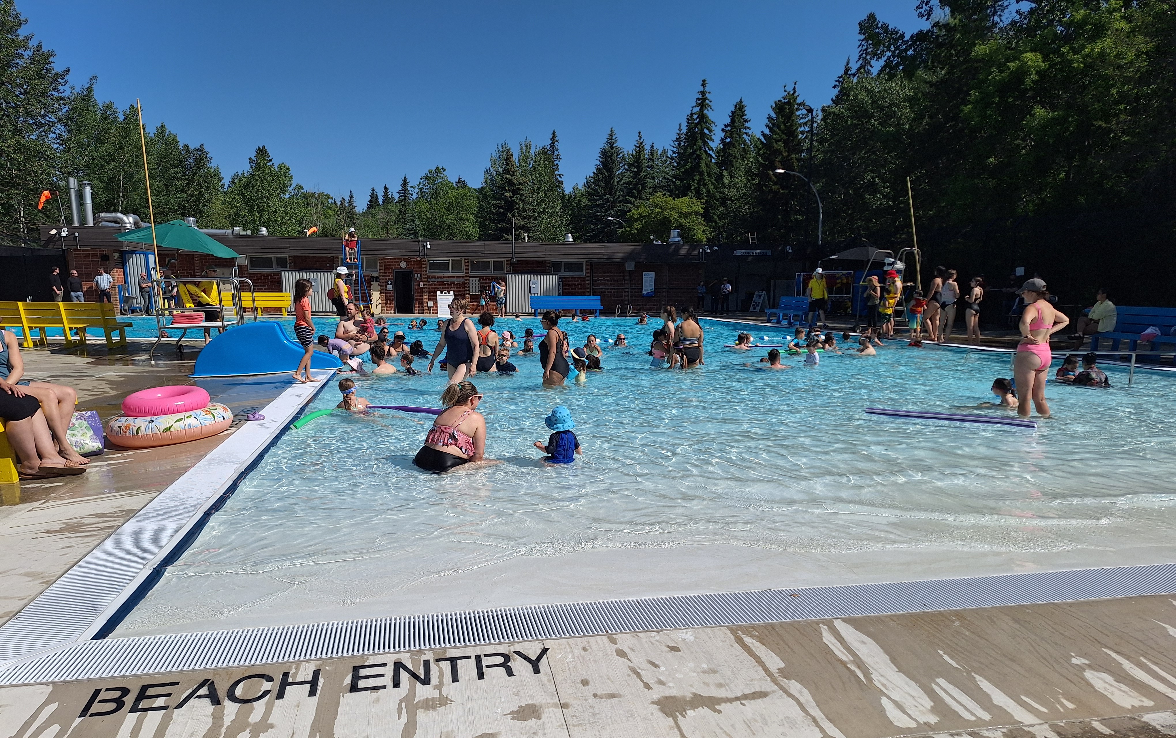 Mill Creek-Outdoor pool