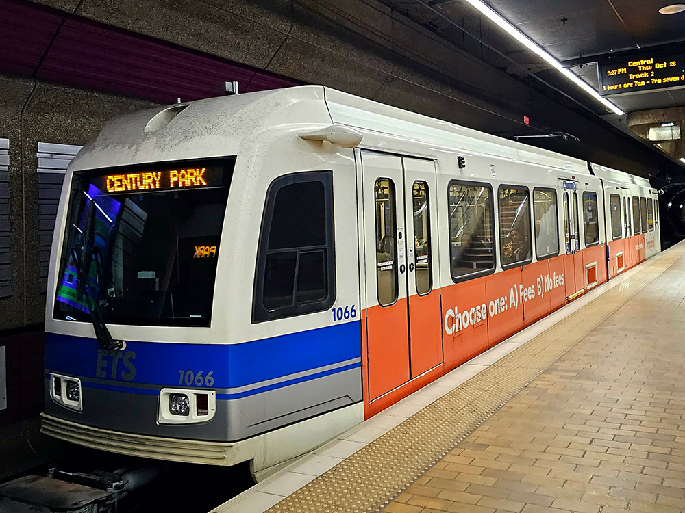 High-Floor LRT Vehicle Photo
