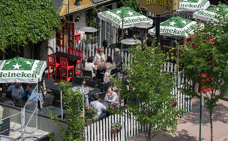 patio seating outside