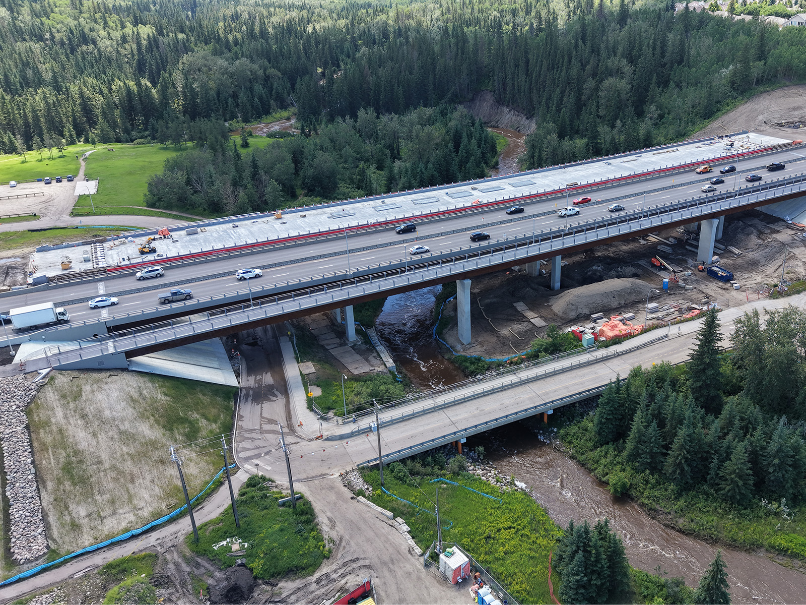 Aerial photo of the Rainbow Valley Pedestrian Bridge in summer