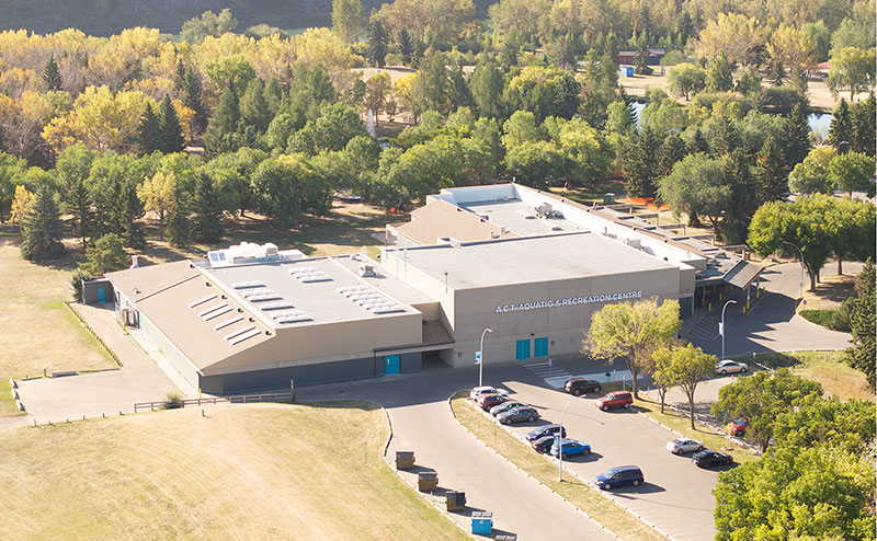 Front entrance of Mill Woods Recreation Centre