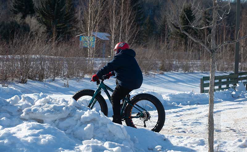 Cyclist in winter