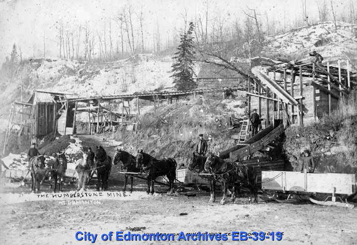 Humberstone Mine, 1903 – Teams Loaded on Ice [EB-39-19]
