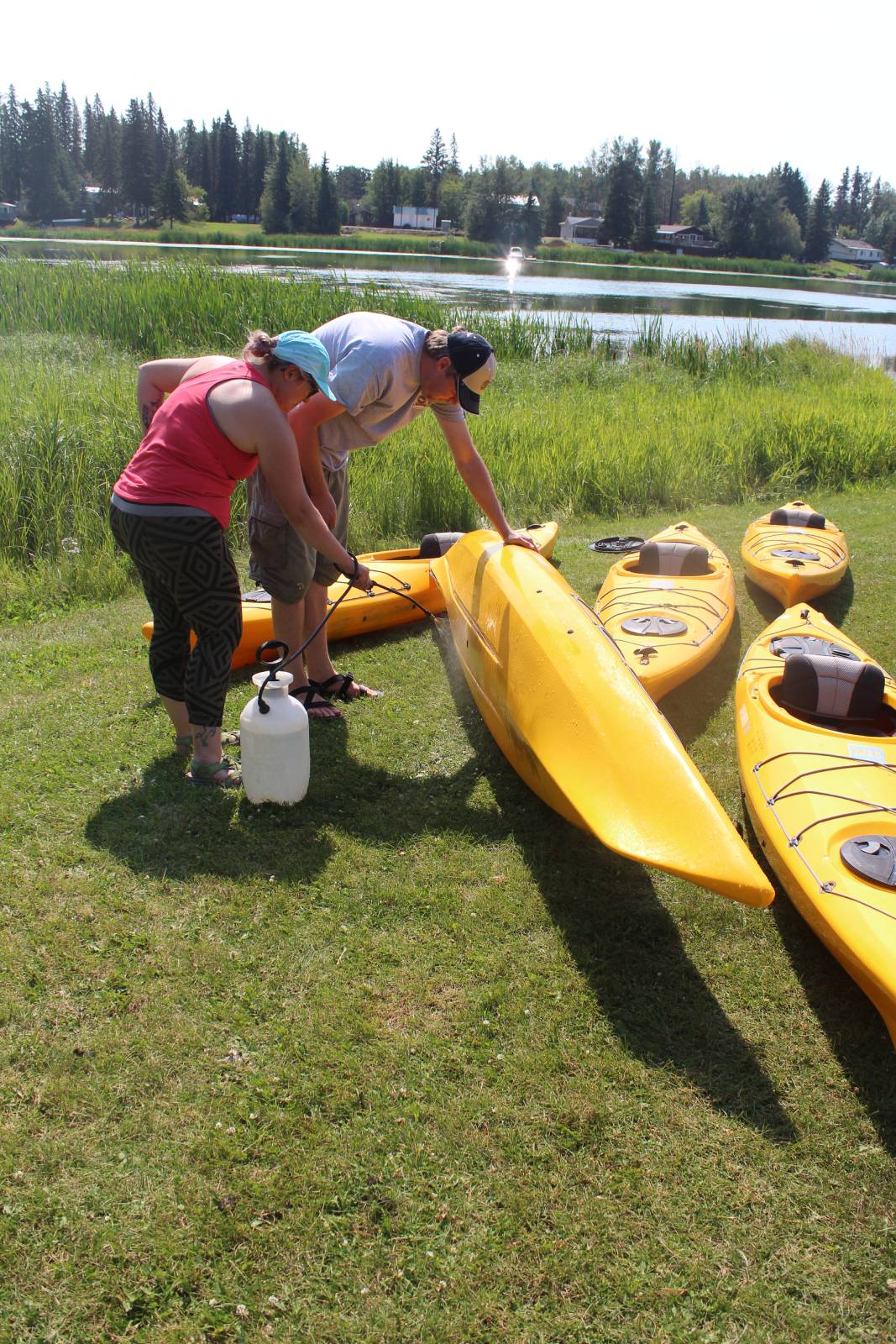 Kayak cleaning at Lake Isle