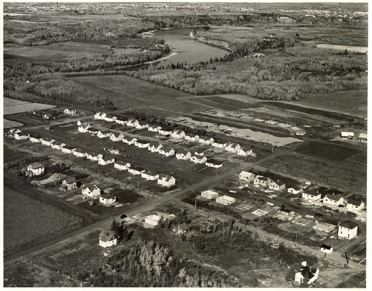 Black and white aerial photo of houses in Edmonton.