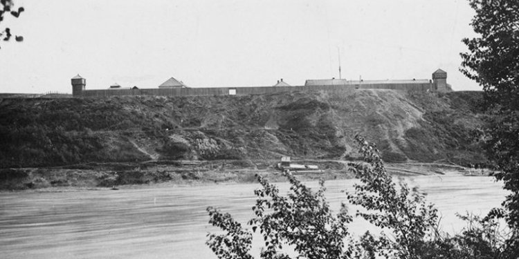 Fort Edmonton photo