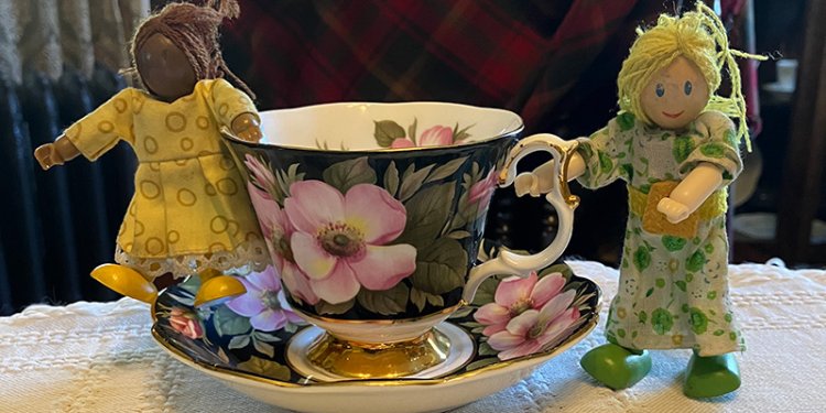 teacup and craft dolls