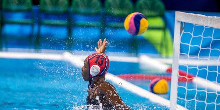 person playing water polo
