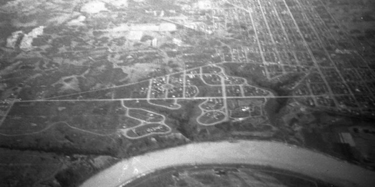 EHC_AerialGroatEstates_EA1601323_600w