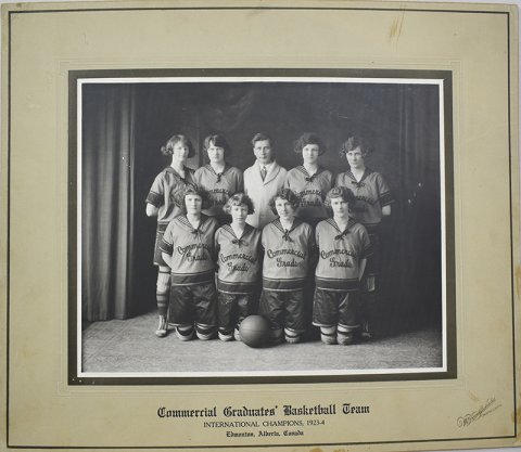 Grads_1980-16-11