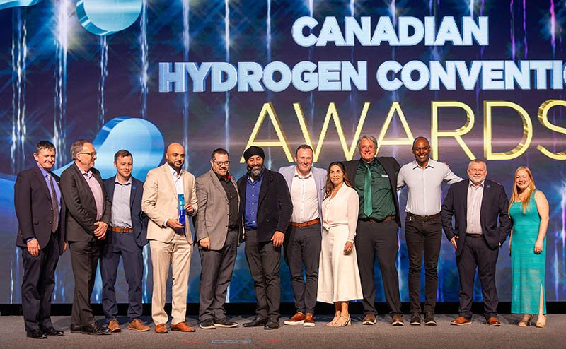 Fleet Services wins the Early Adopter Award at the 2025 Canadian Hydrogen Convention. 