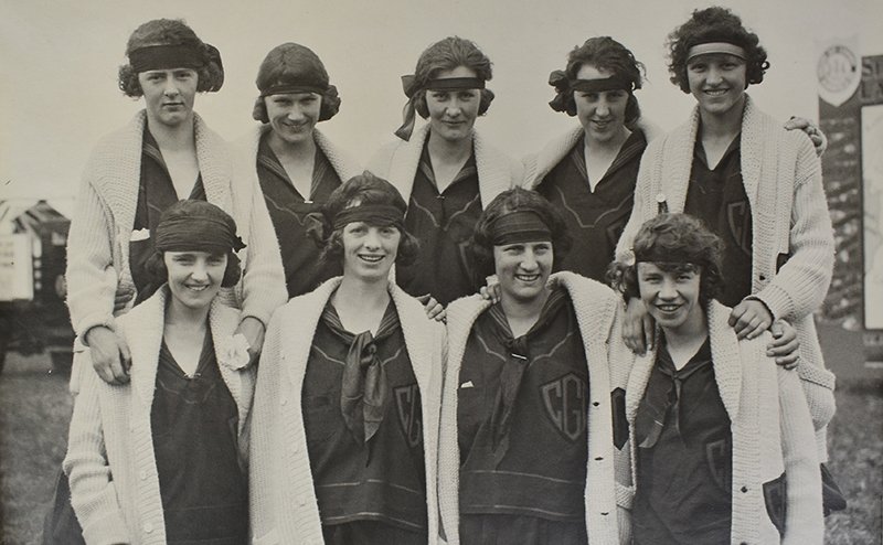 Team photo of the Edmonton Grads.