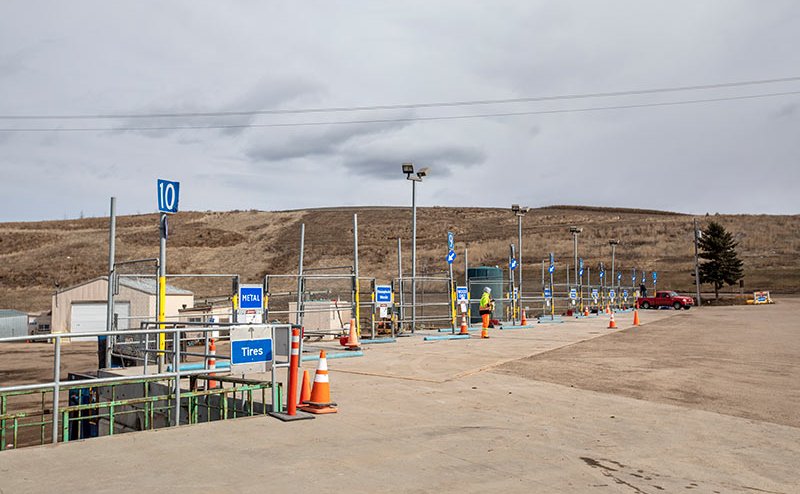 truck with tv screens